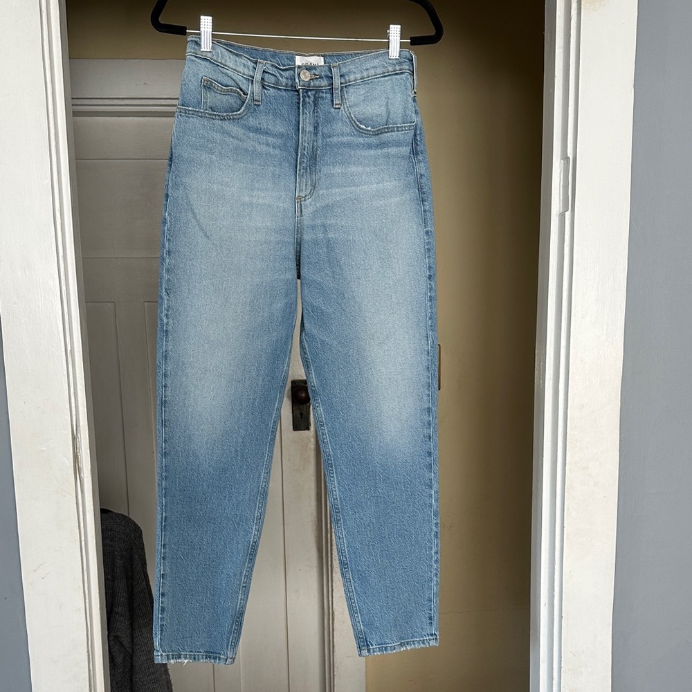 Frame- “High n’ Tight Taper” Jeans